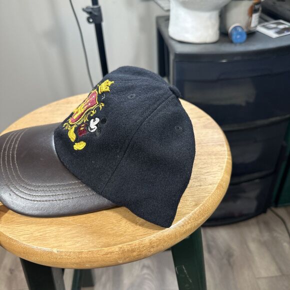 NWT Walt Disney World Embroidered Crest Mickey Mouse Hat Adult Wool Leather 1971 - Picture 3 of 6